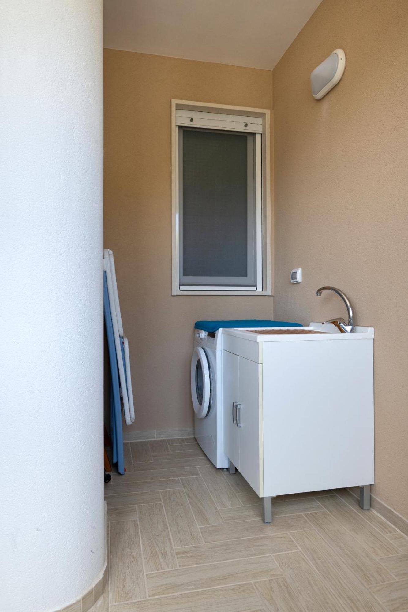 Monopoli Favolosa - Spacious 100Mq Apt. W/ Parking Exterior foto
