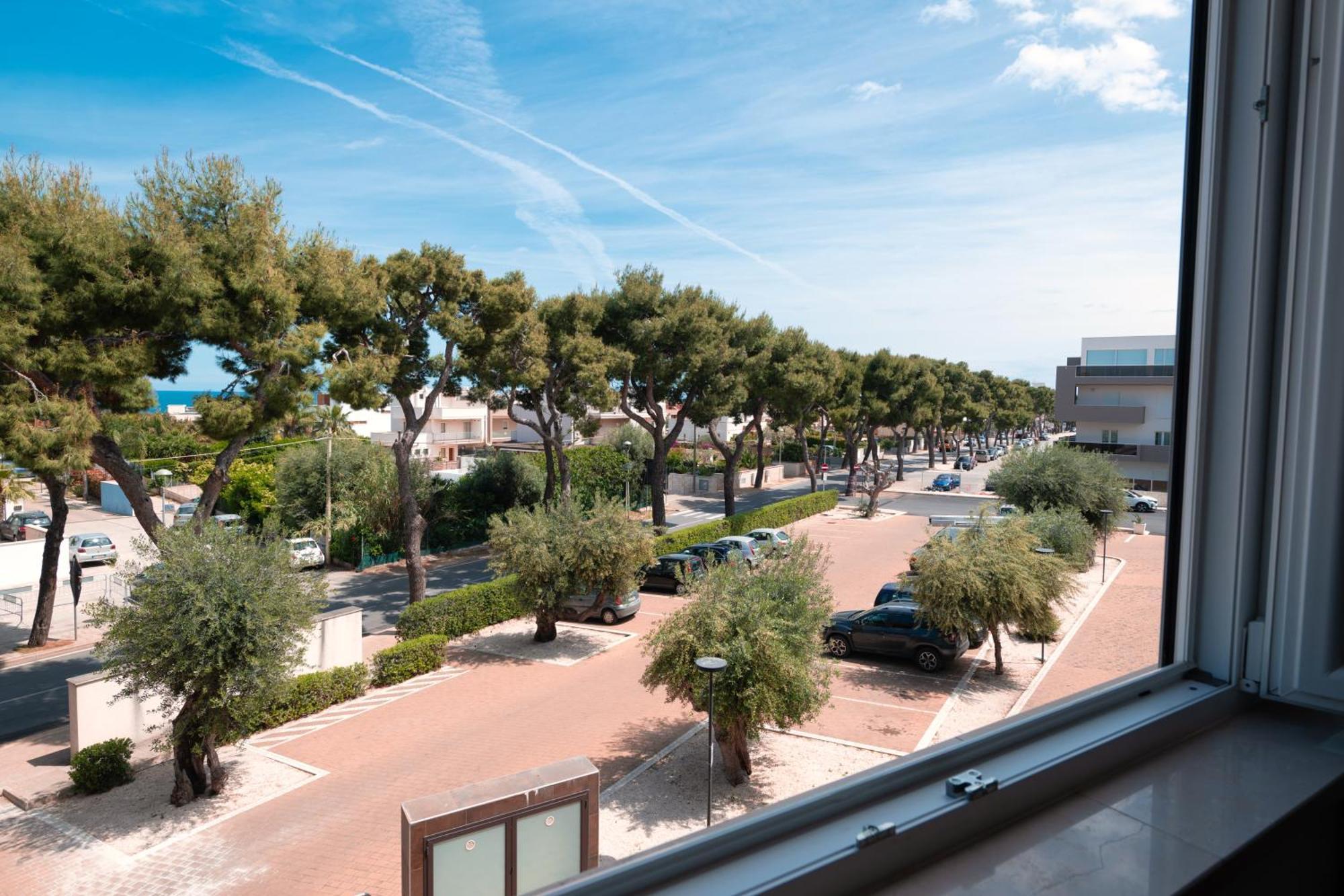 Monopoli Favolosa - Spacious 100Mq Apt. W/ Parking Exterior foto