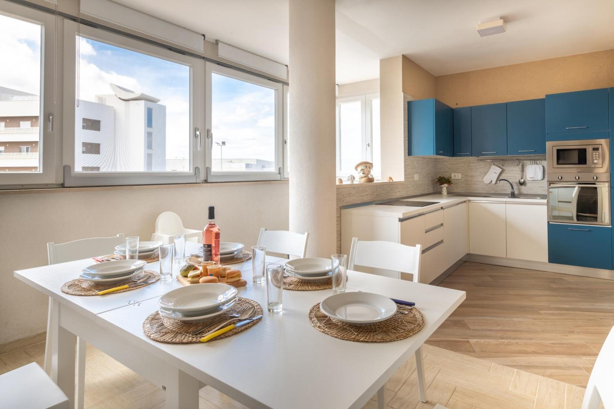Monopoli Favolosa - Spacious 100Mq Apt. W/ Parking Exterior foto